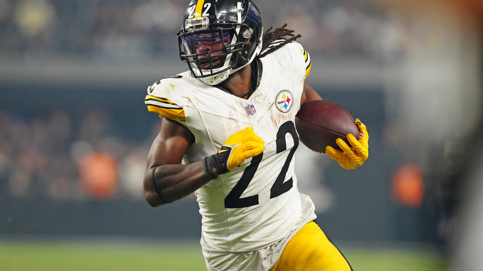 Pittsburgh Steelers running back Najee Harris (22) rushes against the Las Vegas Raiders during the third quarter at Allegiant Stadium.