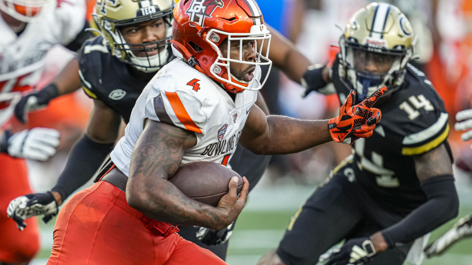 Bowling Green Falcons running back Terion Stewart (4) runs the ball against the Georgia Tech Yellow Jackets during the second half at Hyundai Field.