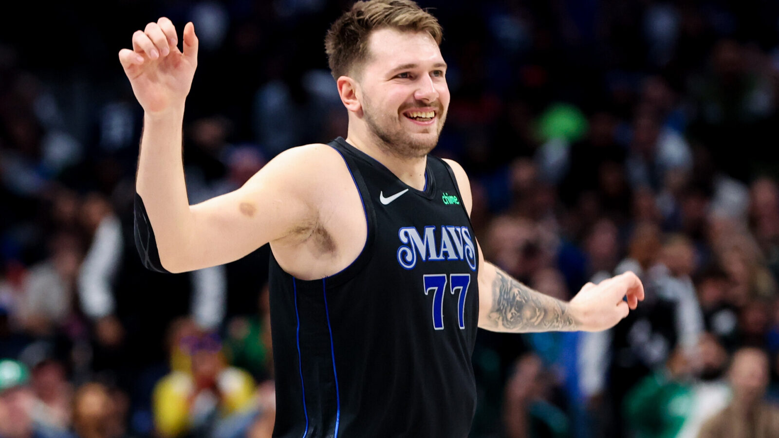 Welcome to our NBA DFS, NFL DFS and NHL DFS picks series "Fantasy Score Four", in which we'll pick more or less on four fantasy projections.