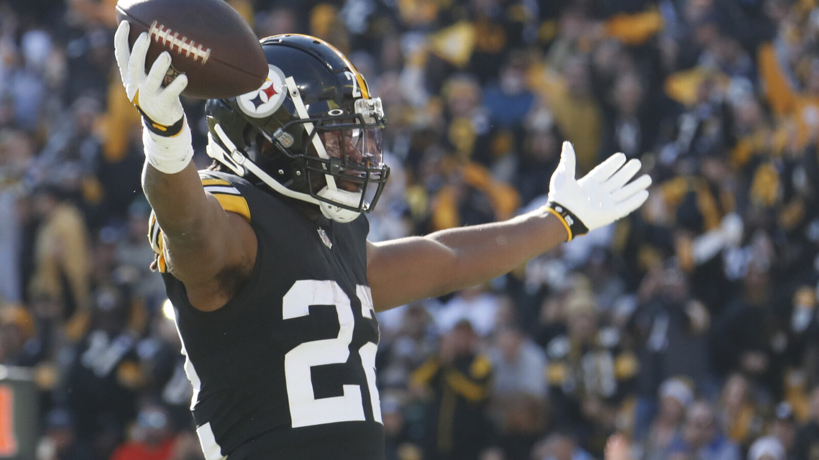 Nov 12, 2023; Pittsburgh, Pennsylvania, USA; Pittsburgh Steelers running back Najee Harris (22) reacts after scoring a touchdown against the Green Bay Packers during the first quarter at Acrisure Stadium.