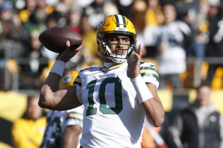 Nov 12, 2023; Pittsburgh, Pennsylvania, USA; Green Bay Packers quarterback Jordan Love (10) passes against the Pittsburgh Steelers during the first quarter at Acrisure Stadium.