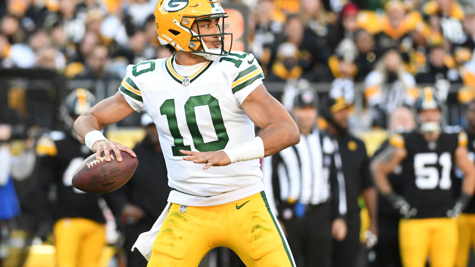 Nov 12, 2023; Pittsburgh, Pennsylvania, USA; Green Bay Packers quarterback Jordan Love (10) throws against the Pittsburgh Steelers during the third quarter at Acrisure Stadium.