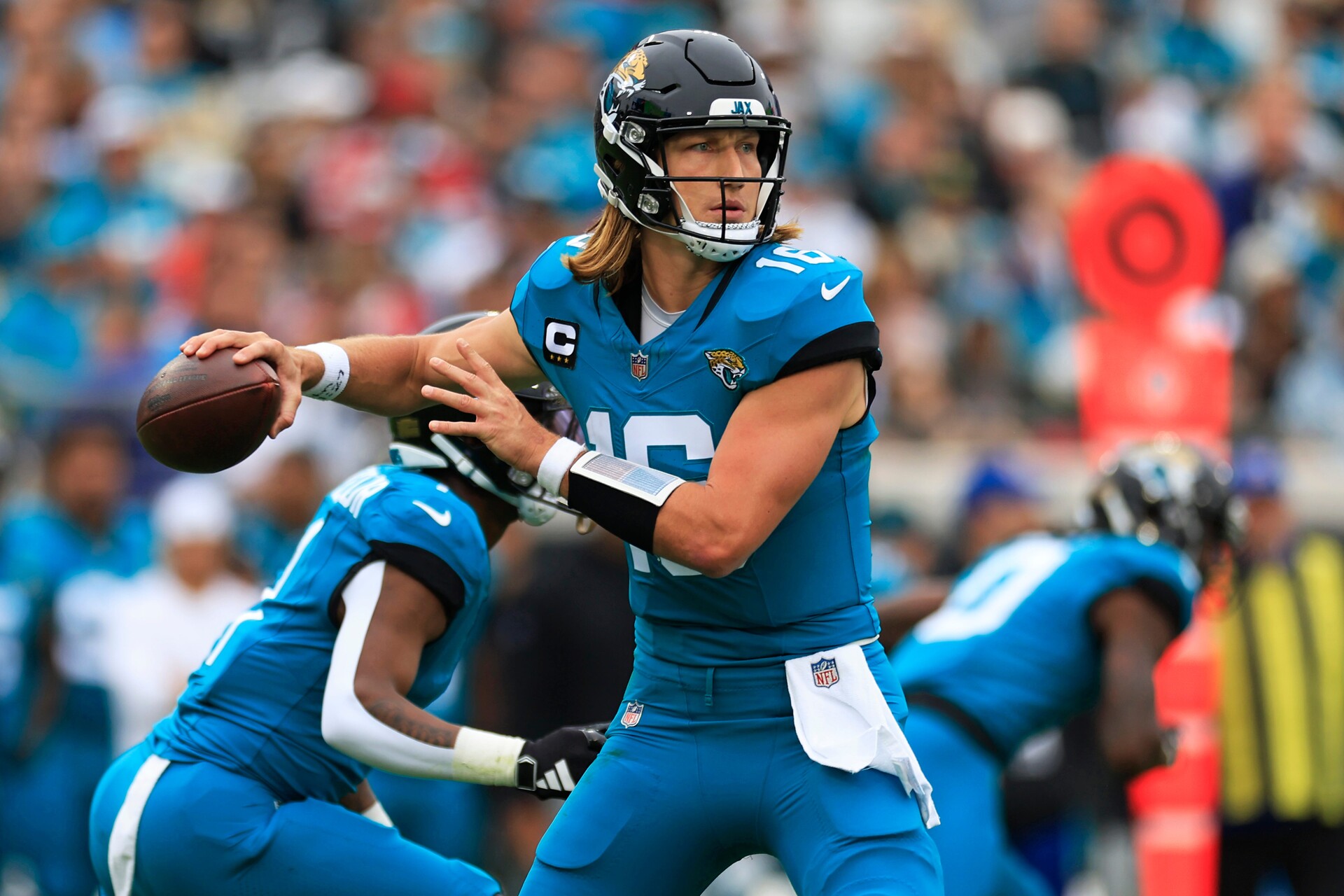 Jacksonville Jaguars quarterback Trevor Lawrence (16) looks to pass during the first quarter of an NFL football game Sunday, Nov. 12, 2023 at EverBank Stadium in Jacksonville, Fla. The San Francisco 49ers defeated the Jacksonville Jaguars 34-3.