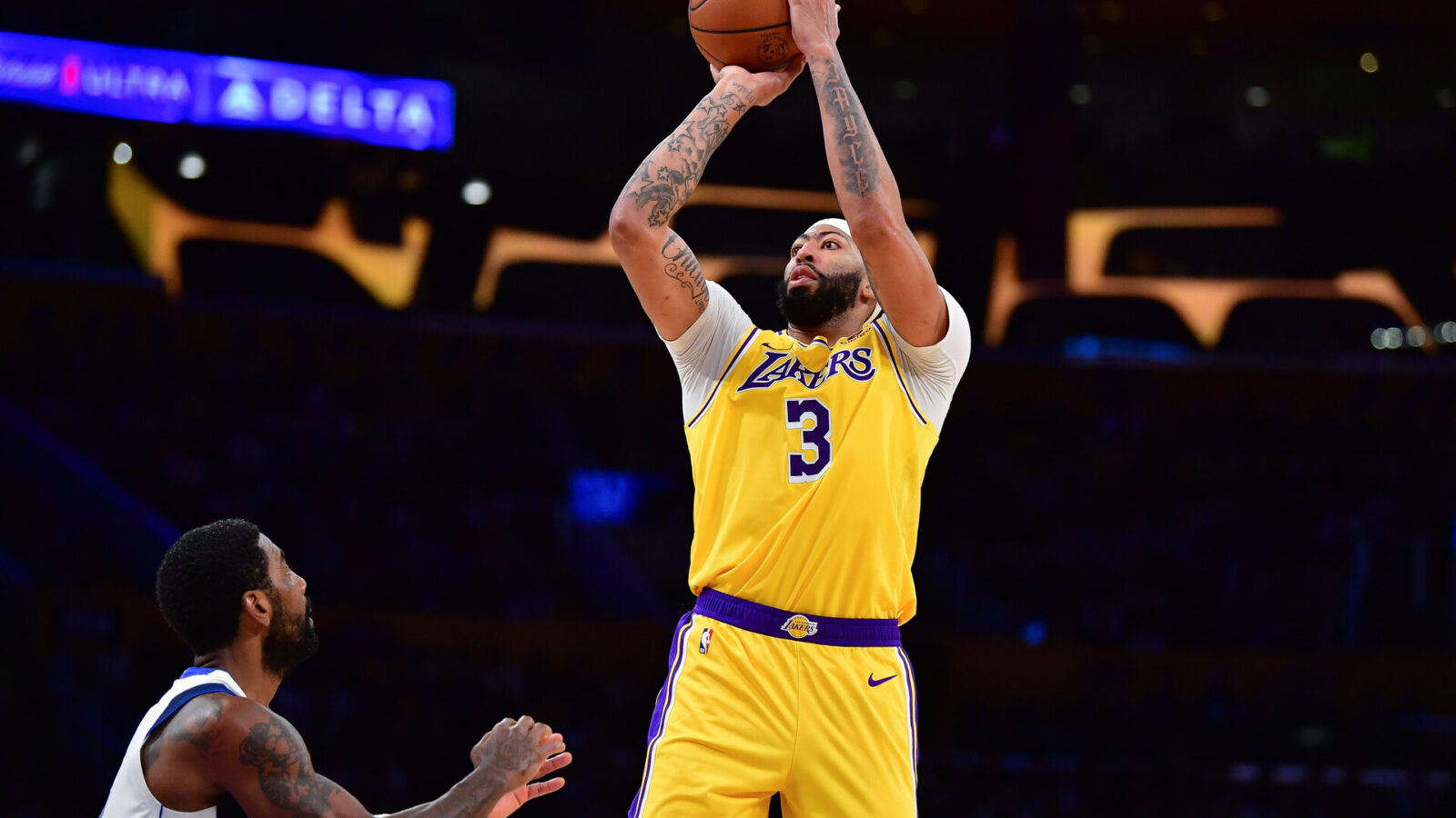 Nov 22, 2023; Los Angeles, California, USA; Los Angeles Lakers forward Anthony Davis (3) shoots against the Dallas Mavericks during the second half at Crypto.com Arena.