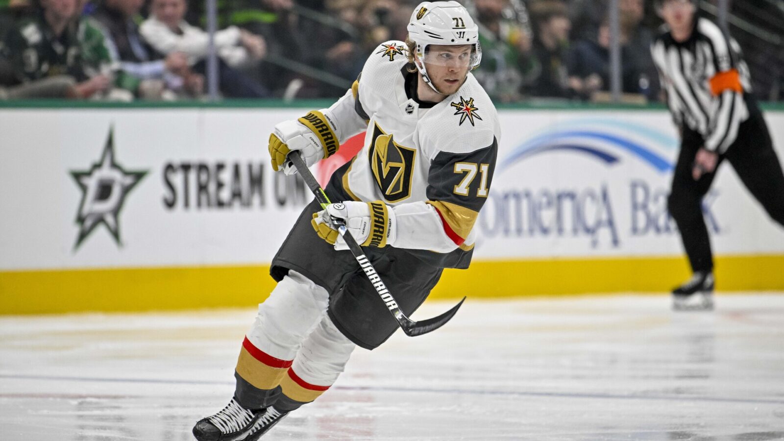 Nov 22, 2023; Dallas, Texas, USA; Vegas Golden Knights center William Karlsson (71) in action during the game between the Dallas Stars and the Vegas Golden Knights at the American Airlines Center.