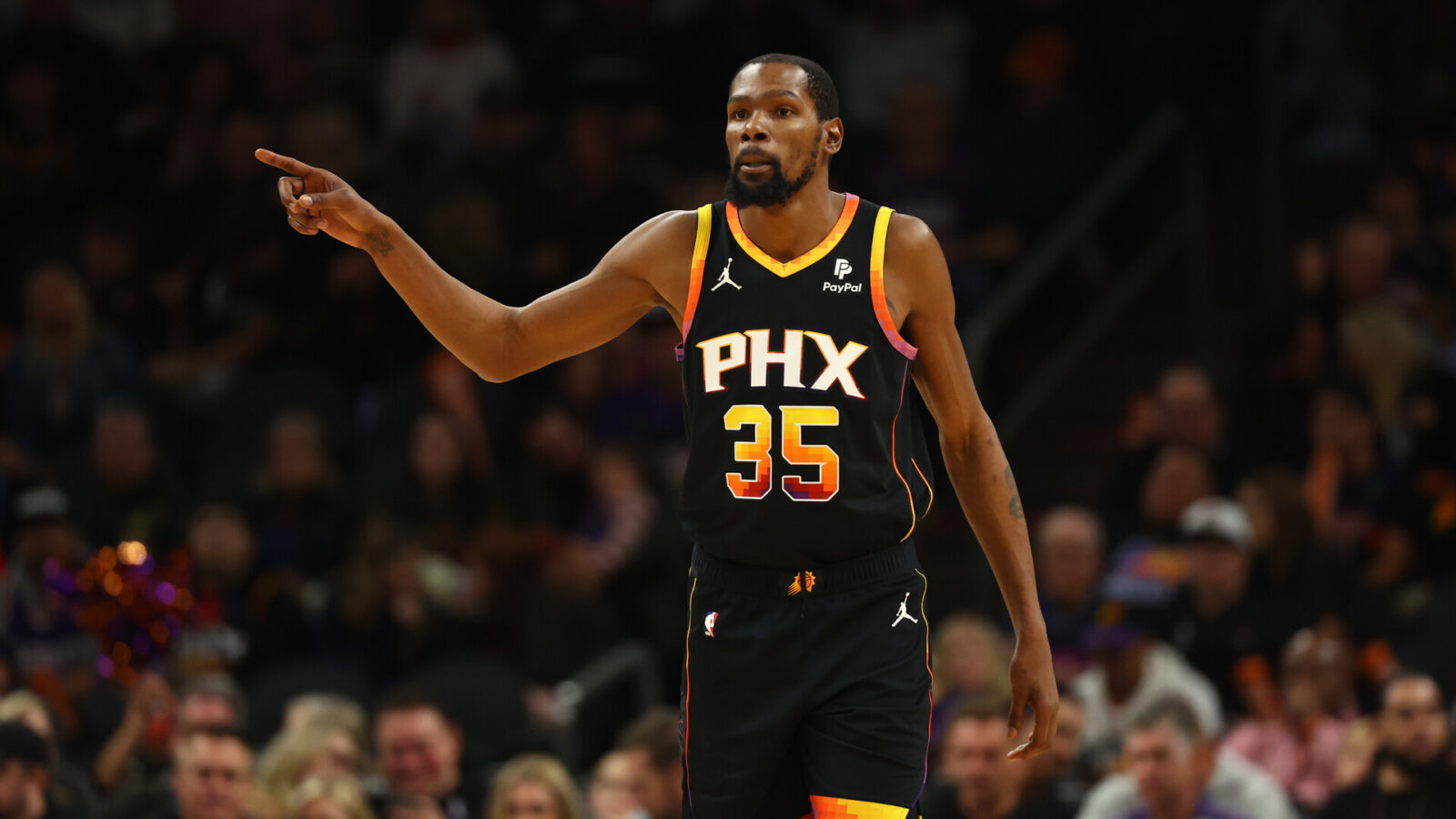Dec 2, 2023; Phoenix, Arizona, USA; Phoenix Suns forward Kevin Durant (35) against the Memphis Grizzlies in the second half at Footprint Center.