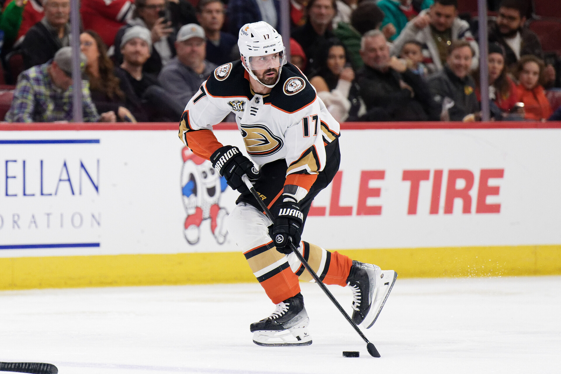 Dec 7, 2023; Chicago, Illinois, USA; Anaheim Ducks forward Alex Killorn (17) skates against the Chicago Blackhawks at United Center.