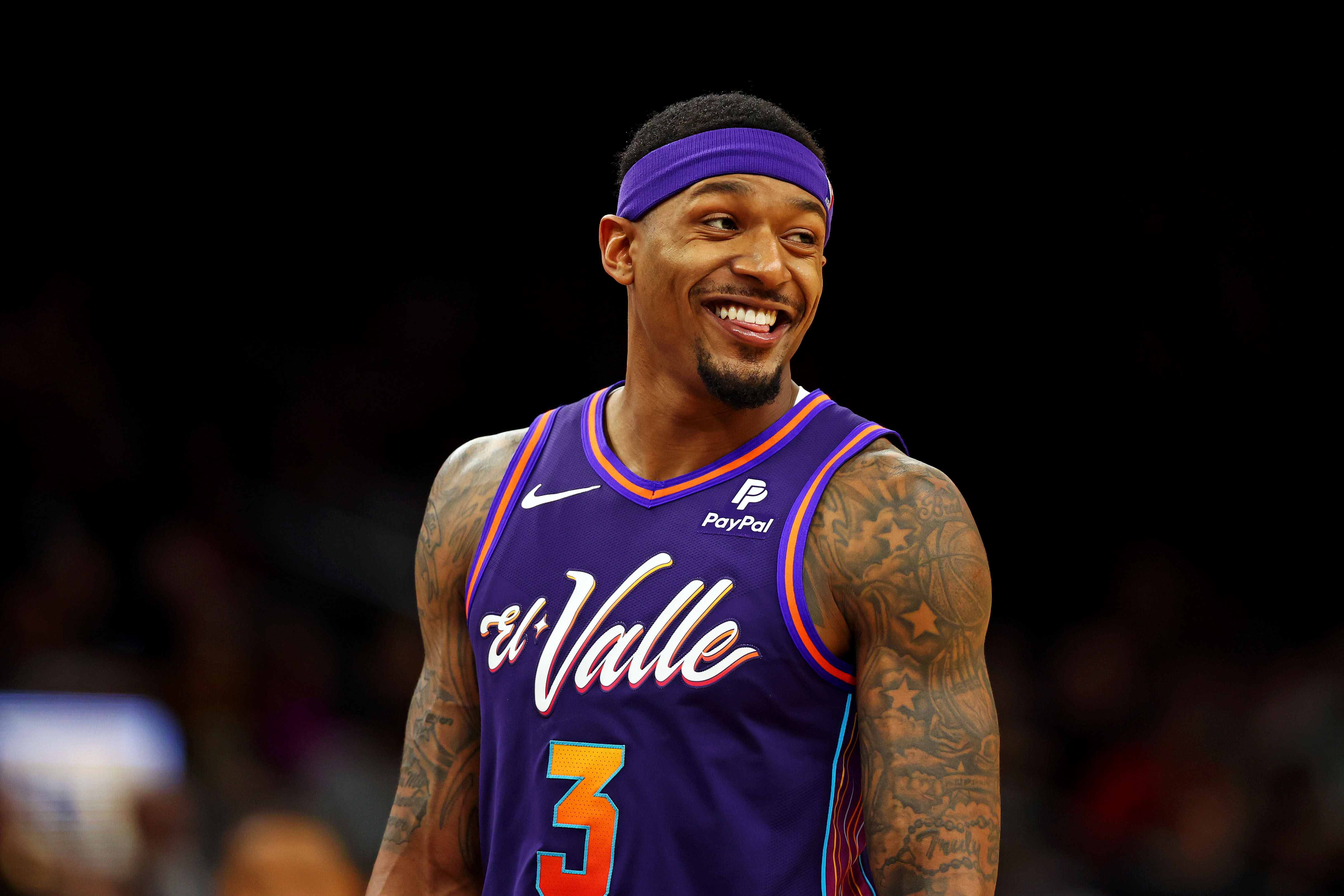 Phoenix Suns guard Bradley Beal (3) reacts during the third quarter against the LA Clippers at Footprint Center.