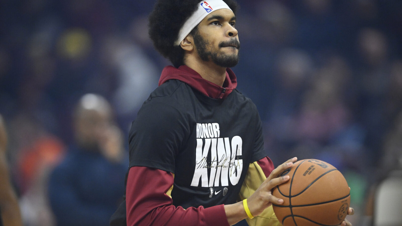 Cleveland Cavaliers center Jarrett Allen (31) warms up wearing a Martin Luther King Jr. shirt before a game against the Chicago Bulls at Rocket Mortgage FieldHouse.