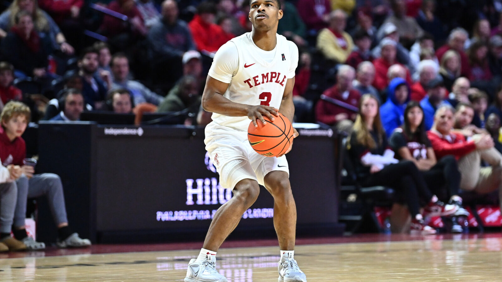 Jan 15, 2023; Philadelphia, Pennsylvania, USA; Temple Owls guard Hysier Miller (3) sets up to shoot against the Memphis Tigers in the second half at The Liacouras Center.