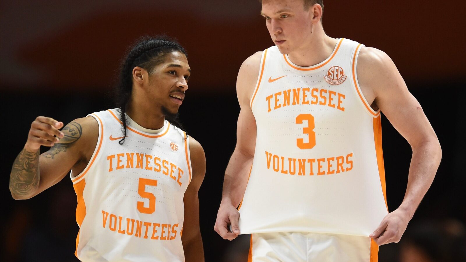 Tennessee's Zakai Zeigler (5) and Dalton Knecht (3) talk as they take to the floor to start the NCAA college basketball game against LSU on Wednesday, February 7, 2024 in Knoxville, Tenn.