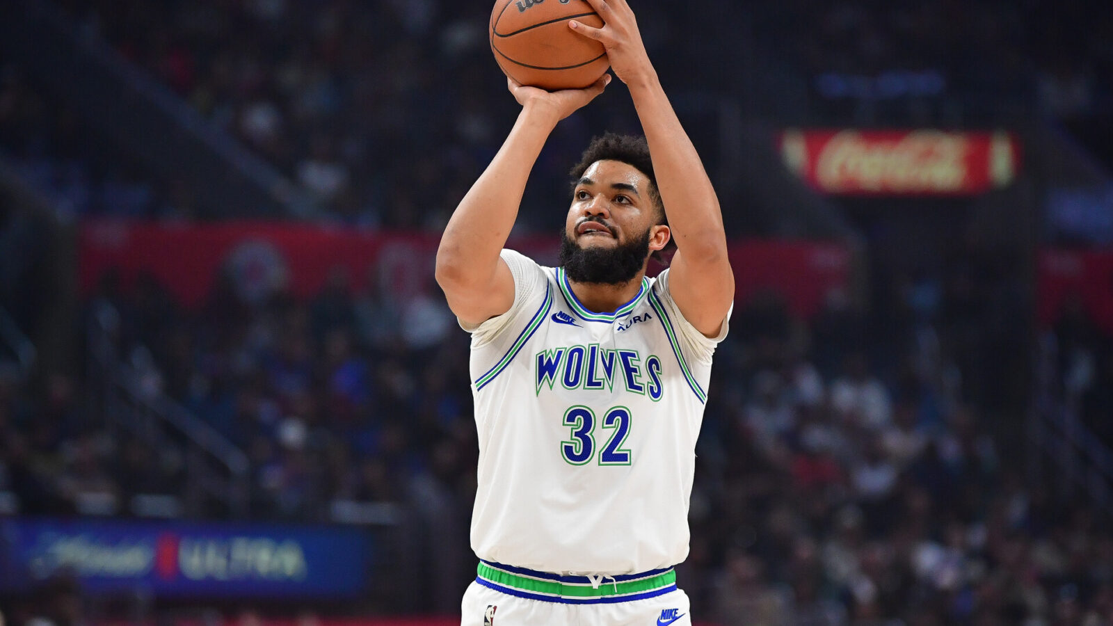 Minnesota Timberwolves center Karl-Anthony Towns (32) shoots against the Los Angeles Clippers during the first half at Crypto.com Arena.