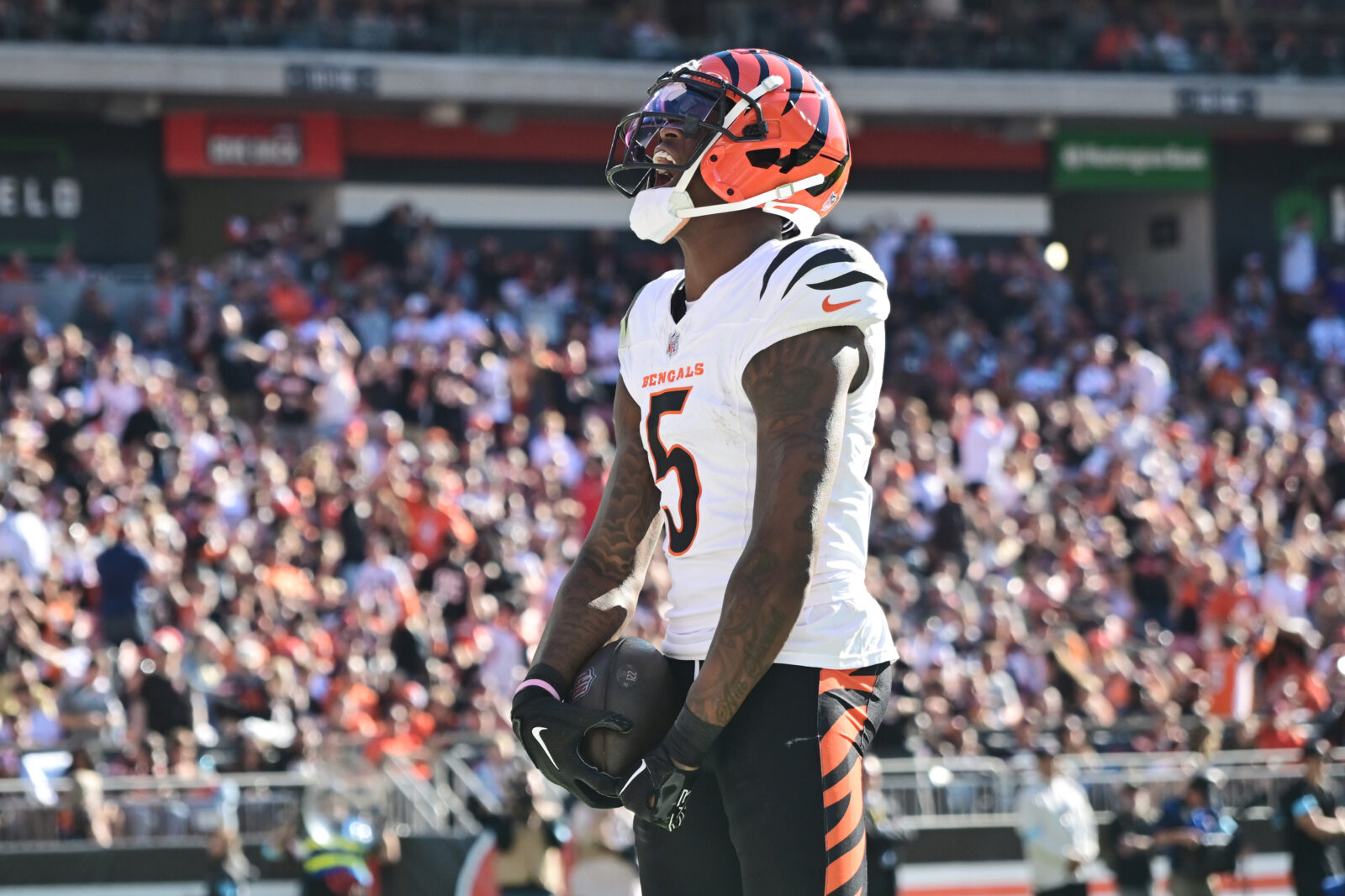 With a light slate tonight featuring just two games — one NBA and one NFL — we’ve narrowed down our focus to three NFL and NBA betting picks.