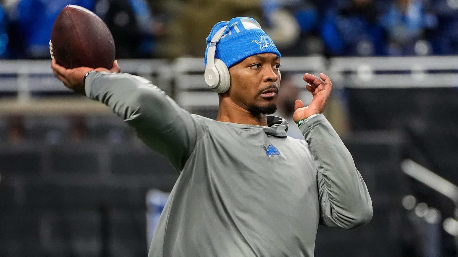 Detroit Lions quarterback Hendon Hooker (2) warms up before the game between Detroit Lions and Minnesota Vikings at Ford Field in Detroit on Sunday, Jan. 5, 2025. Hooker is one of our favorite Hall of Fame Game props this week.