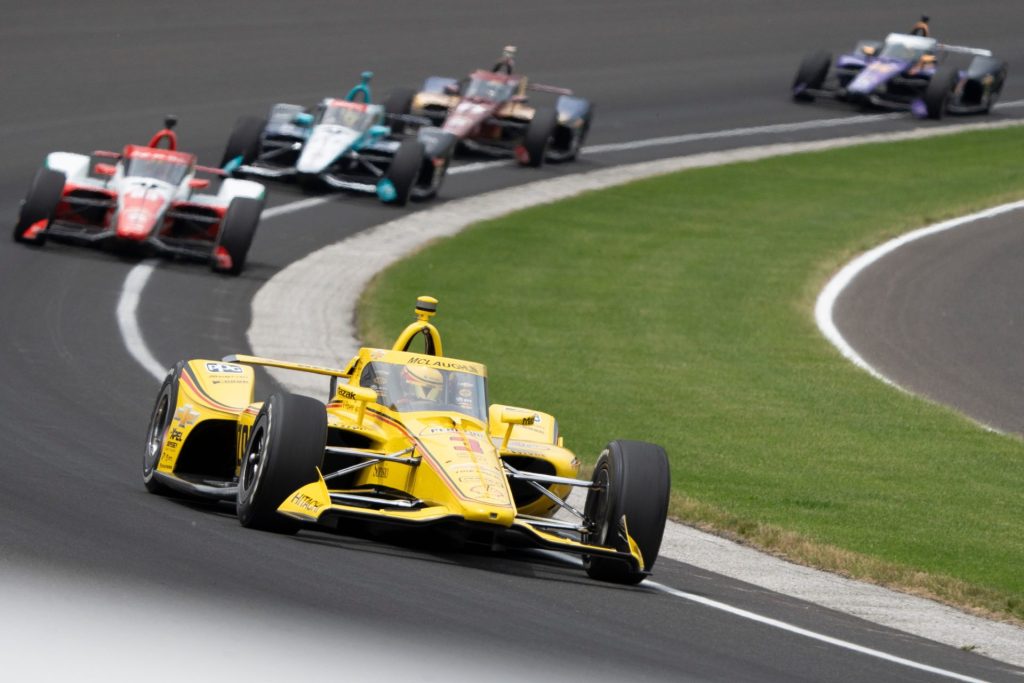 Race cars competing in the Indy 500