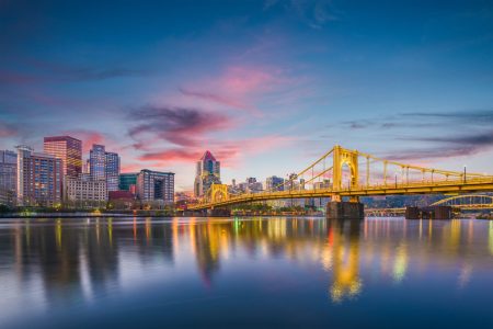 Pittsburgh, Pennsylvania, skyline at night.