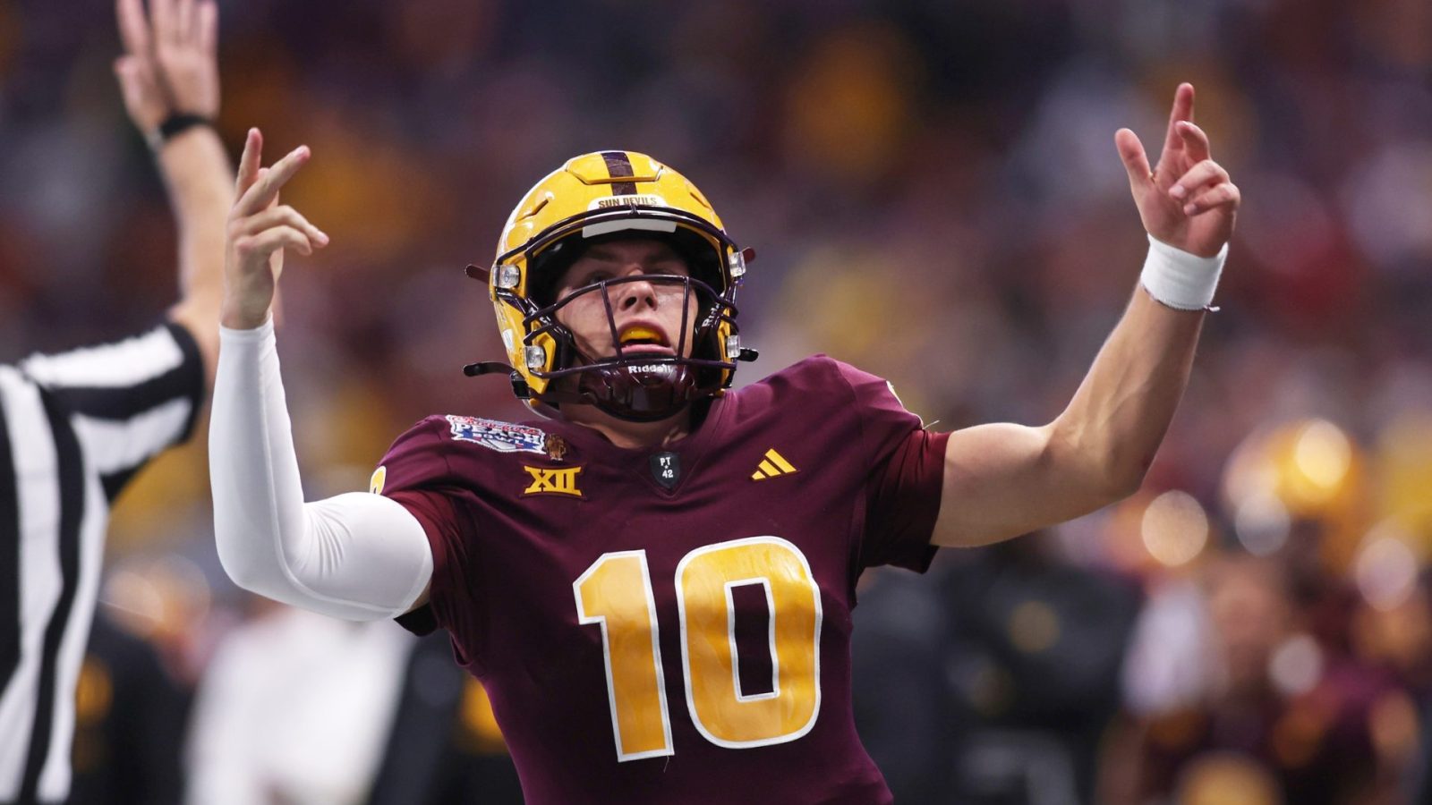 Sam Leavitt CFB