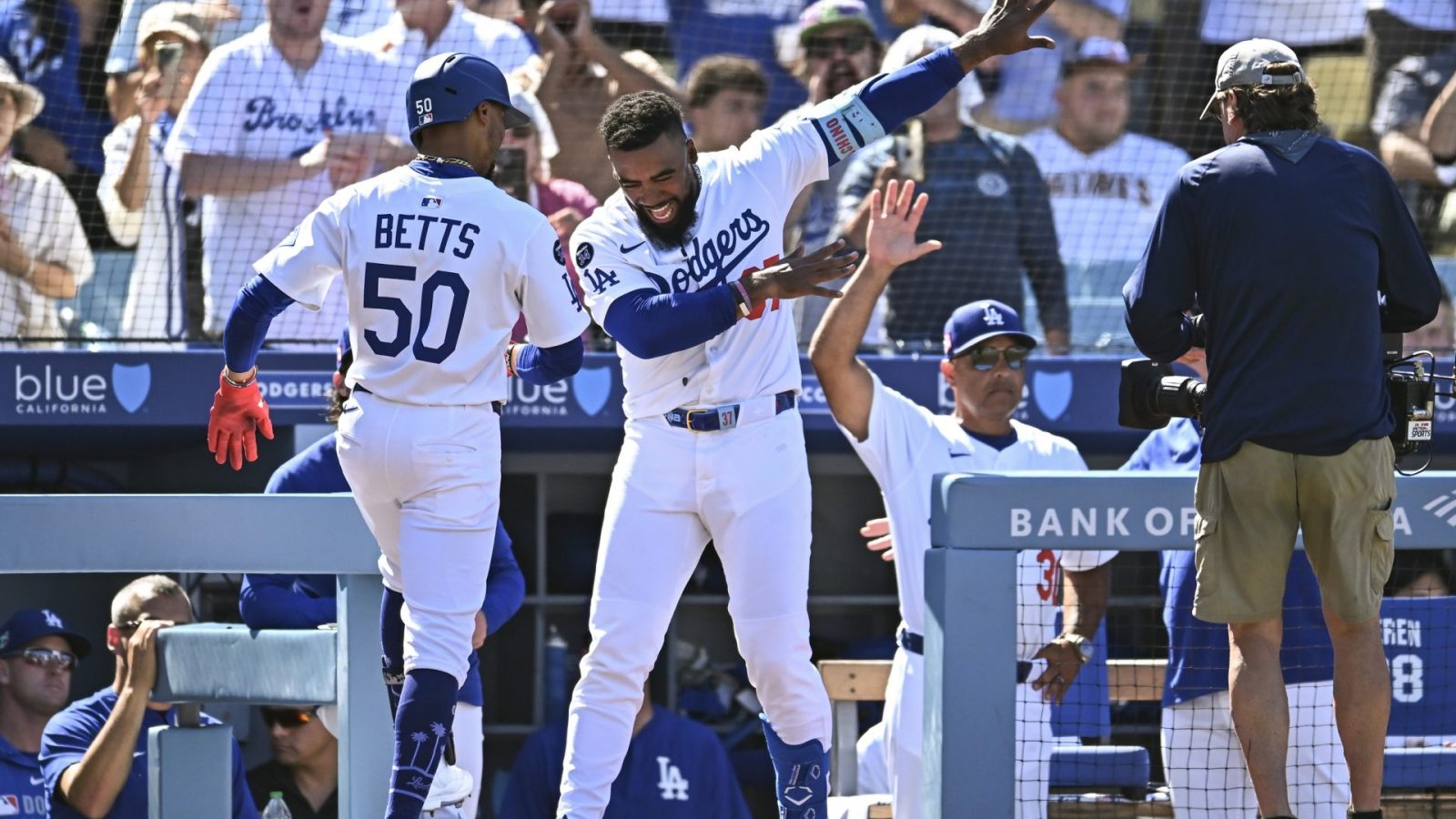 Teoscar Hernandez MLB