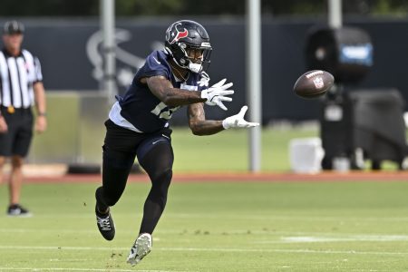 Nico Collins is our Underdog pick of the day today.