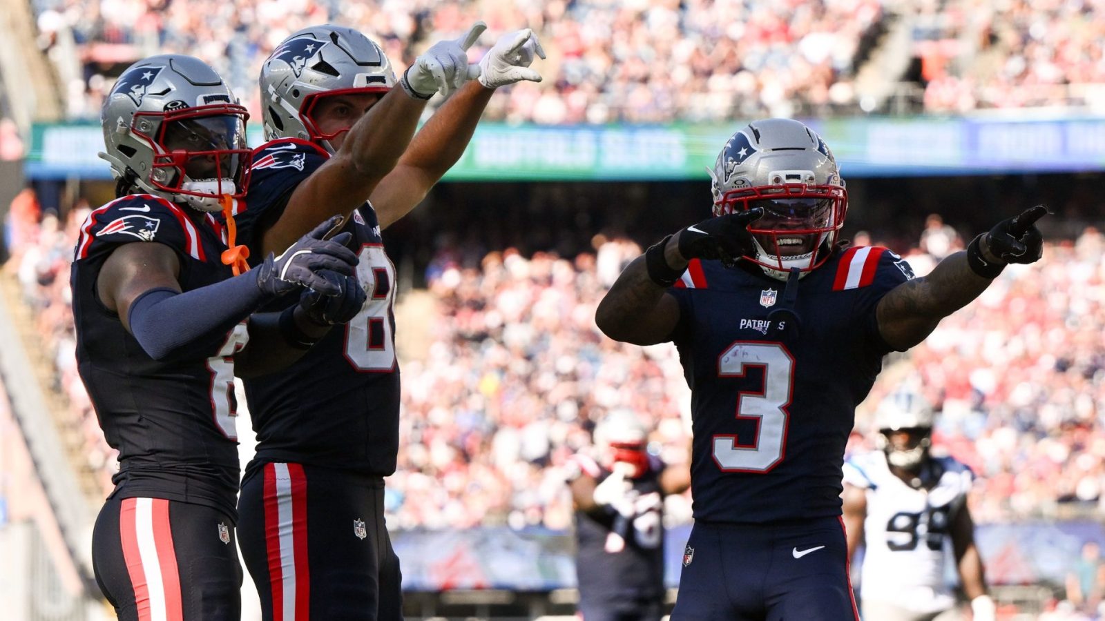 Any time touchdown scorer props - DeMario Douglas NFL