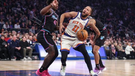 NBA Christmas Preview: Schedule, Odds, Preview (12/25)