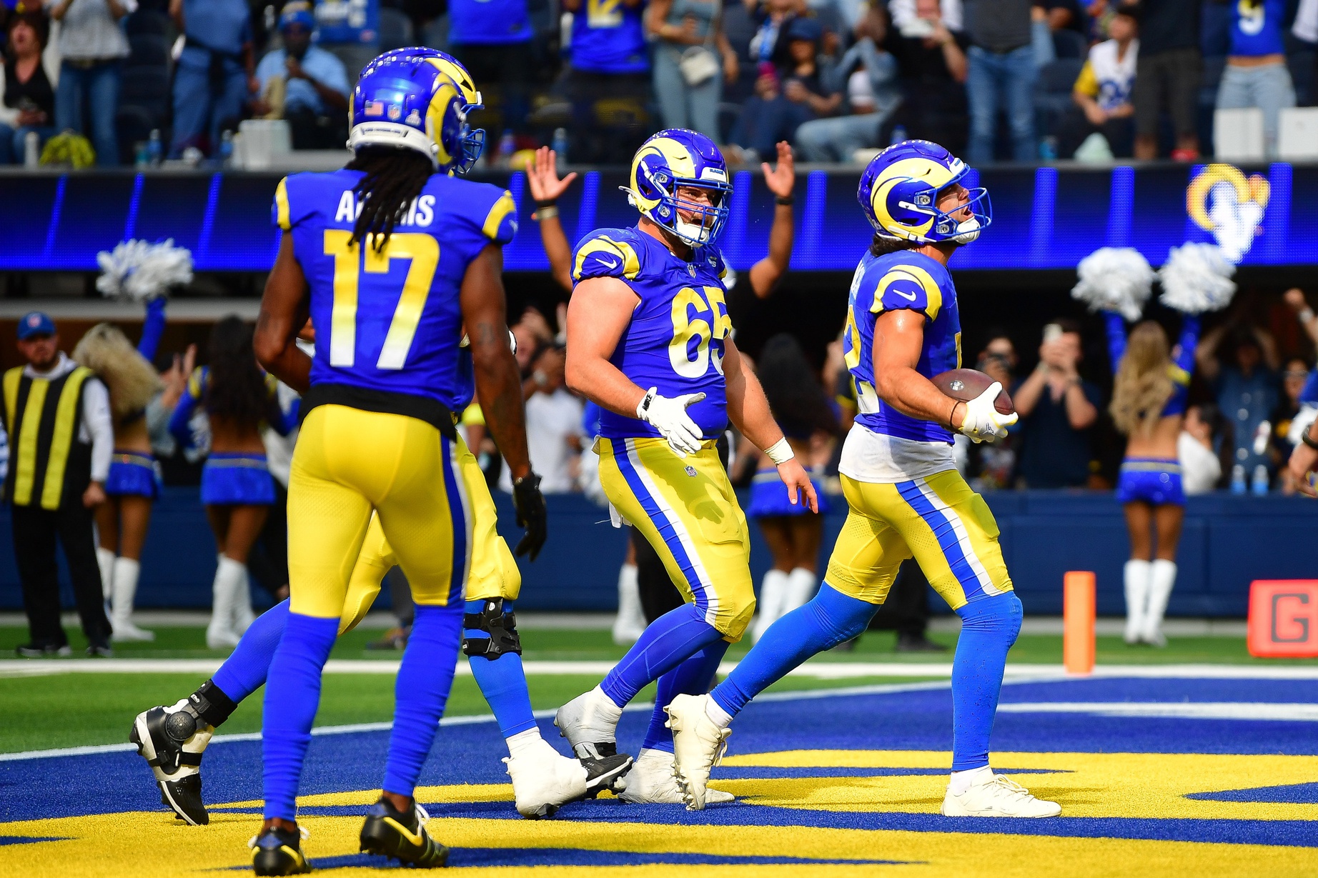 NFL Betting Cheat Sheet For Thursday Night Football: Rams vs Seahawks - Player Props, Odds & More – 12/18/25