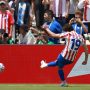 Jun 23, 2025; Pasadena, California, USA; Atletico De Madrid forward Julian Alvarez (19) kicks the ball against Botafogo during a group stage match of the 2025 FIFA Club World Cup at Rose Bowl Stadium.
