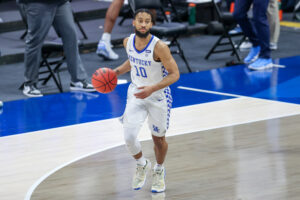 Kentucky Wildcats guard Davion Mintz (10) with the basketball during the second half of the mens college basketball game between the Kentucky Wildcats and North Carolina Tar Heels on December 19, 2020, at Rocket Mortgage FieldHouse in Cleveland, OH. 