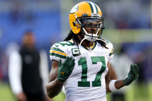 Davante Adams #17 of the Green Bay Packers warms up before the game against the Baltimore Ravens at M&T Bank Stadium on December 19, 2021 in Baltimore, Maryland.