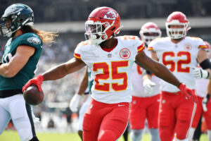 Kansas City Chiefs running back Clyde Edwards-Helaire (25) scores on a 1-yard touchdown run against the Philadelphia Eagles during the first quarter at Lincoln Financial Field.