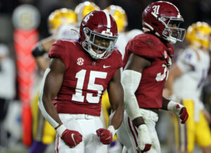 Alabama Crimson Tide linebacker Dallas Turner (15) celebrates after a sack against the LSU Tigers