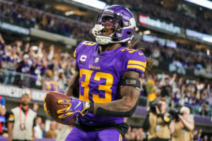 Minnesota Vikings running back Dalvin Cook celebrates his touchdown during the second quarter against the Pittsburgh Steelers