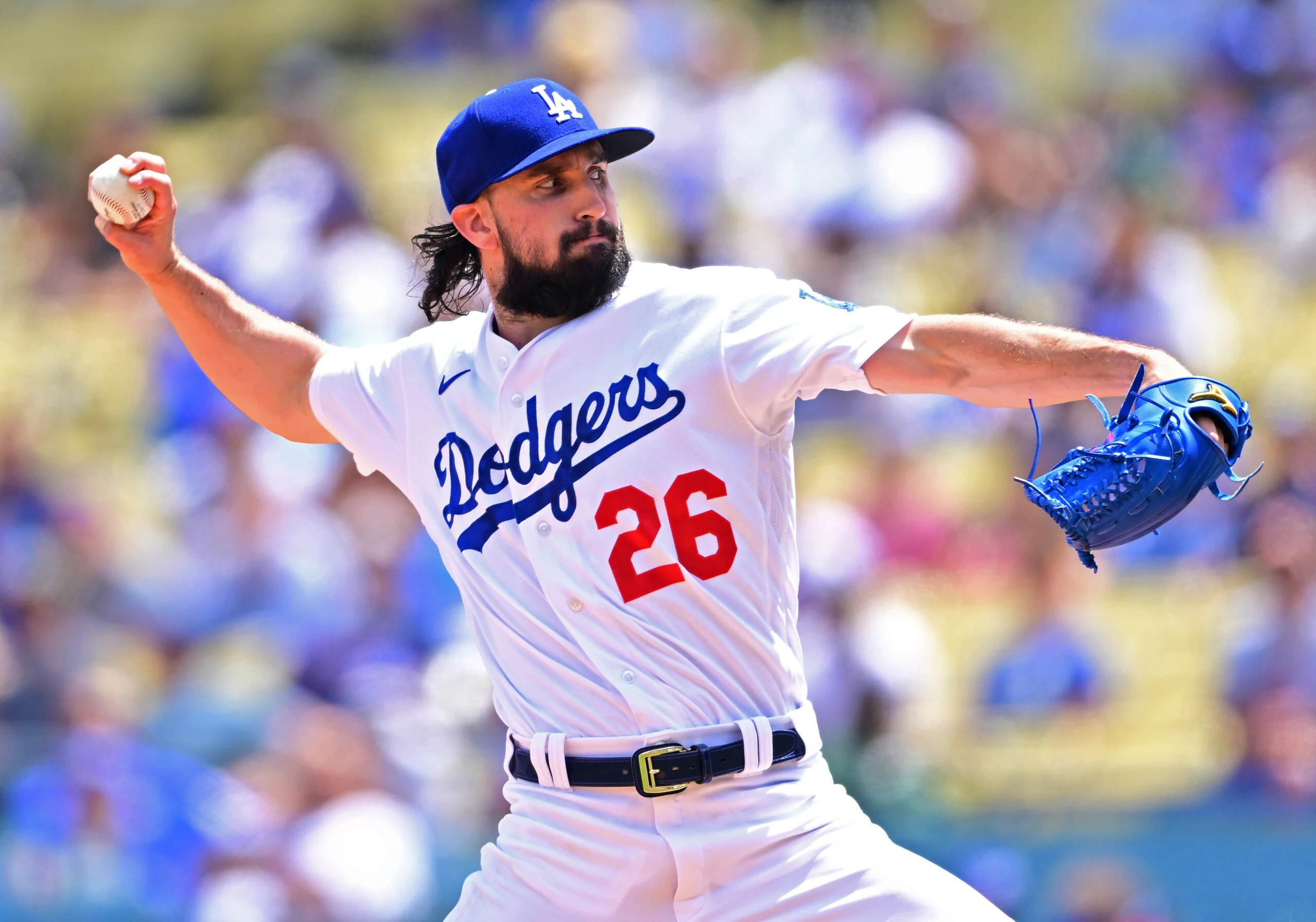 Los Angeles Dodgers starting pitcher Tony Gonsolin (26) pitches in the first inning of the game against the Atlanta Braves at Dodger Stadium.