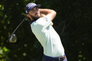 Max Homa plays his shot from the sixth tee during the second round of the Charles Schwab Challenge golf tournament.