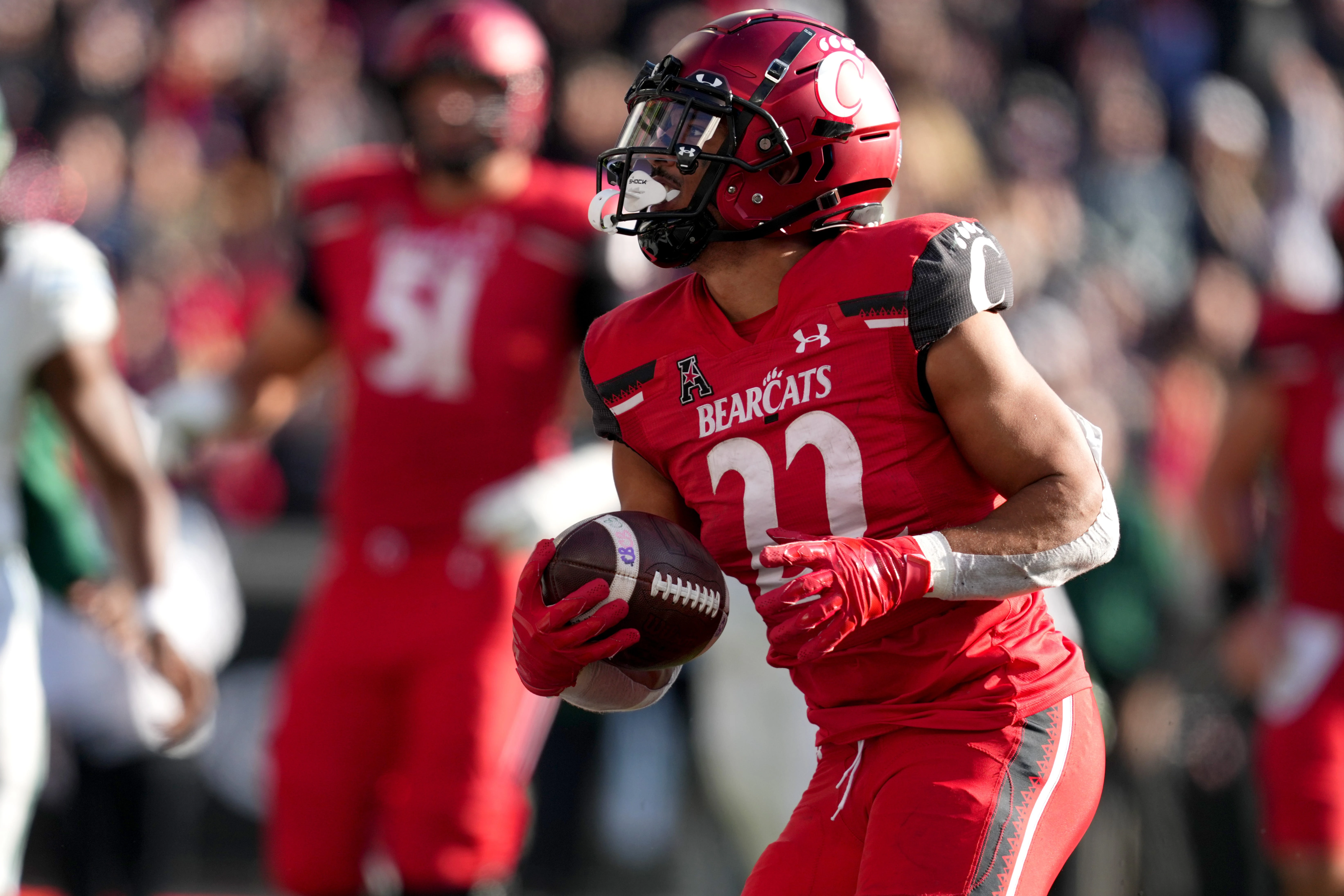 Texas A&M vs. Louisville Betting Odds, Picks: Back Cardinals in