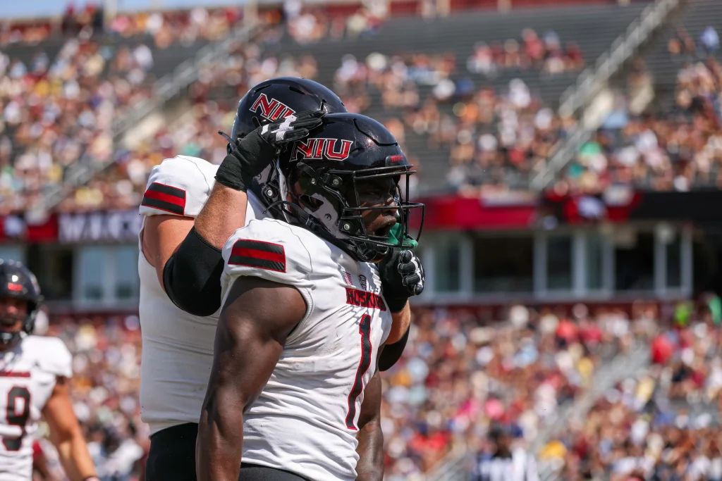 Central Michigan Vs. Northern Illinois Predictions, Odds & Picks ...