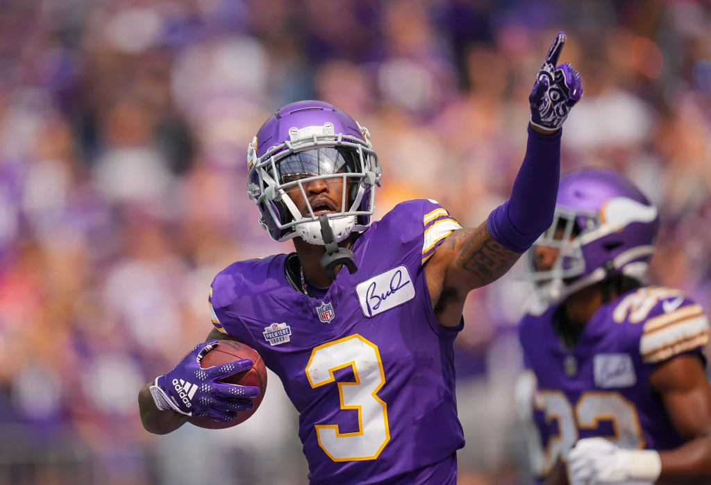 Giving Props: Best player bets for the Vikings against the Chargers - Daily  Norseman