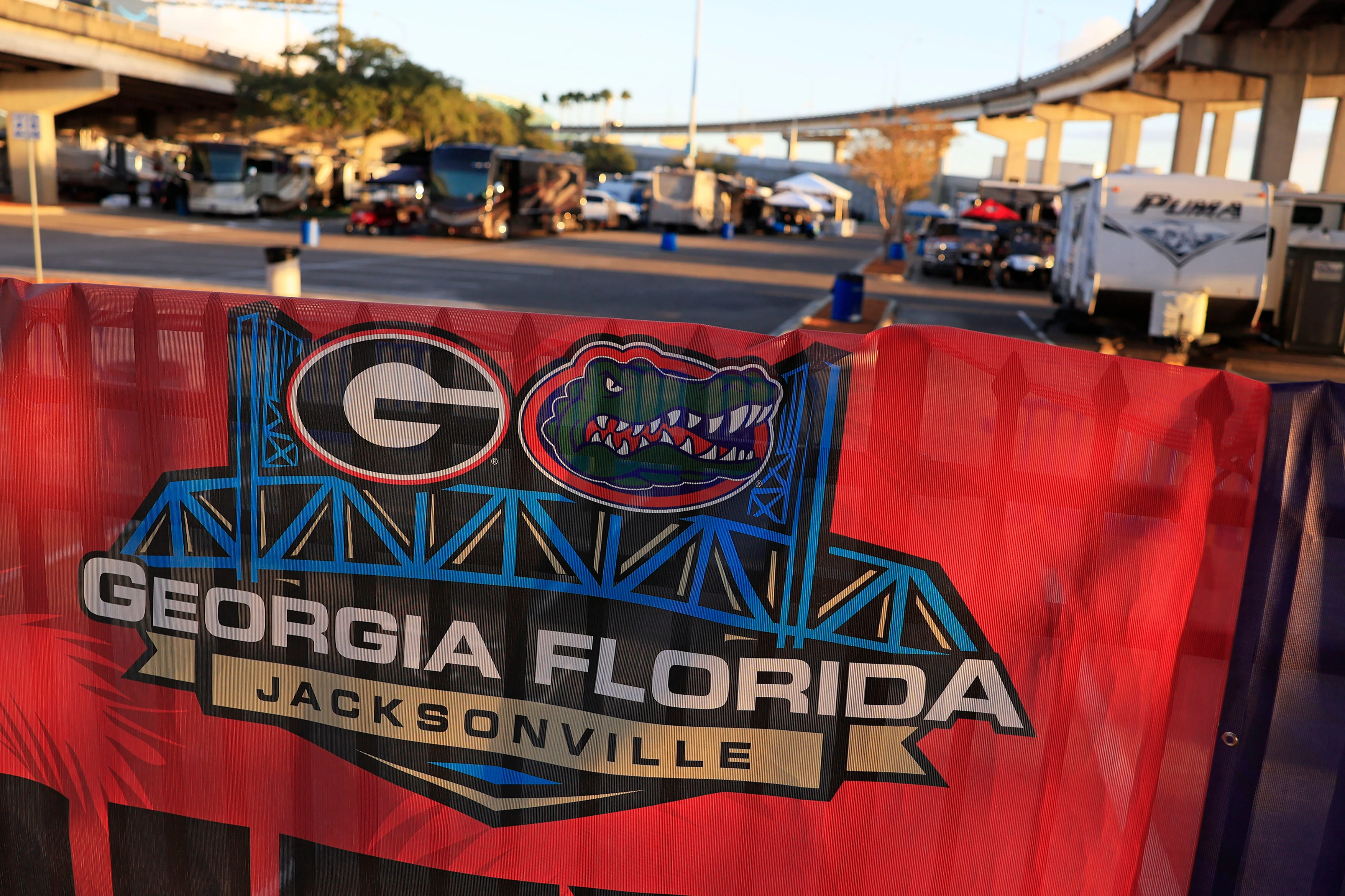 vs. Florida Predictions, Odds & Picks Saturday, Oct. 28